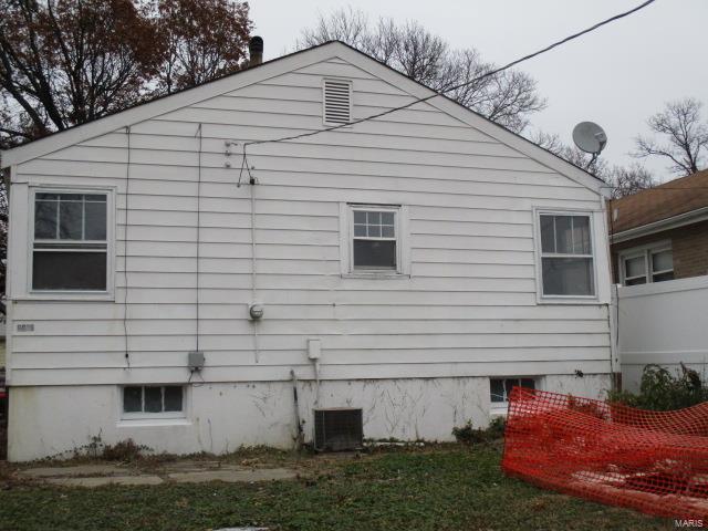 6026 Hancock Ave, Saint Louis, MO 63139 photo 13