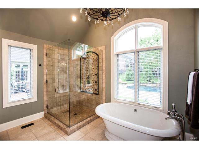 719 Dominion Dr, Saint Louis, MO 63131 photo 30