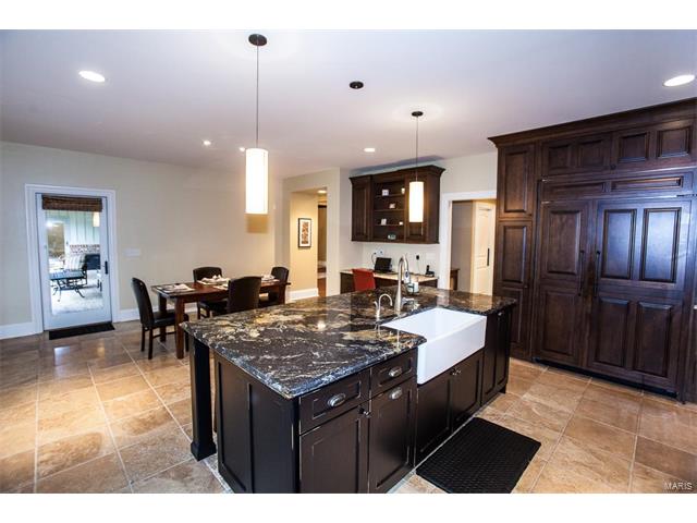 719 Dominion Dr, Saint Louis, MO 63131 photo 15