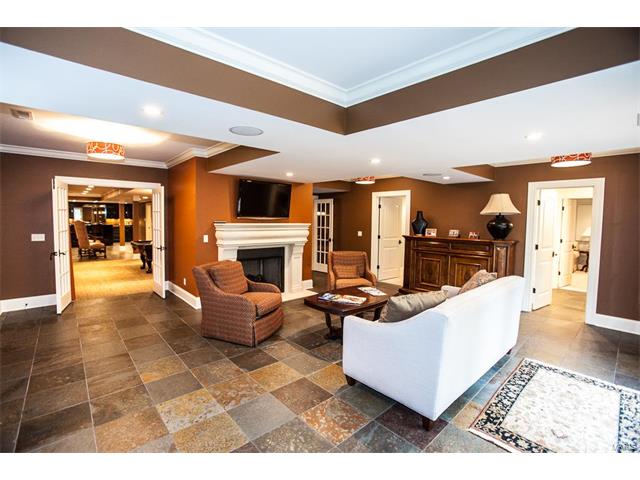 719 Dominion Dr, Saint Louis, MO 63131 photo 47