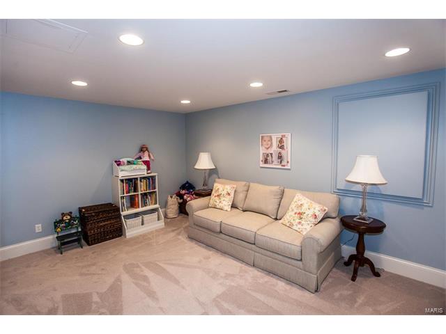 719 Dominion Dr, Saint Louis, MO 63131 photo 52