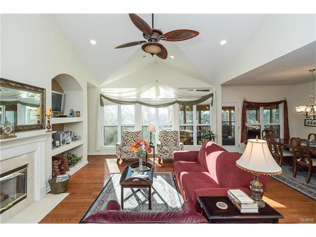 620 Bluffs View Ct, Eureka, MO 63025 photo 17