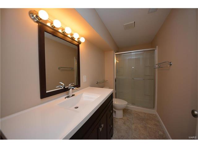 923 Tower Pl, O'fallon, MO 63366 photo 27