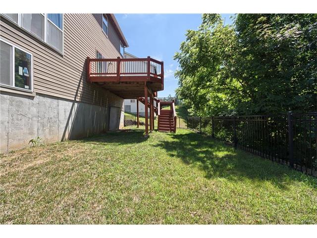 712 Rose Hvn, Ballwin, MO 63021 photo 30
