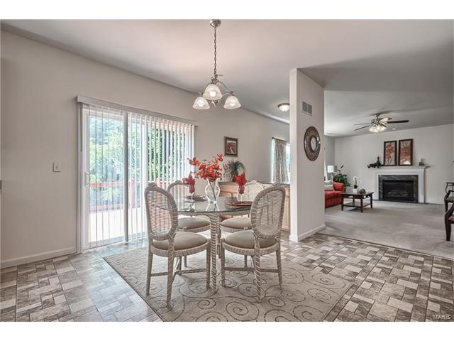 712 Rose Hvn, Ballwin, MO 63021 photo 13