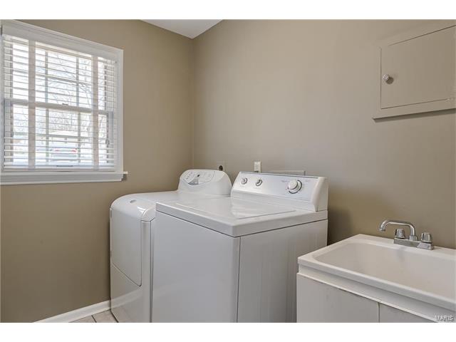 391 Madewood, Chesterfield, MO 63017 photo 24