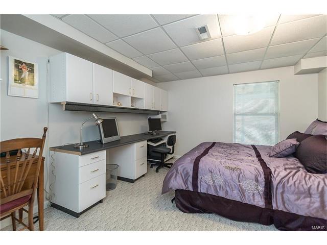 16013 Acorn Vly, Ballwin, MO 63021 photo 30