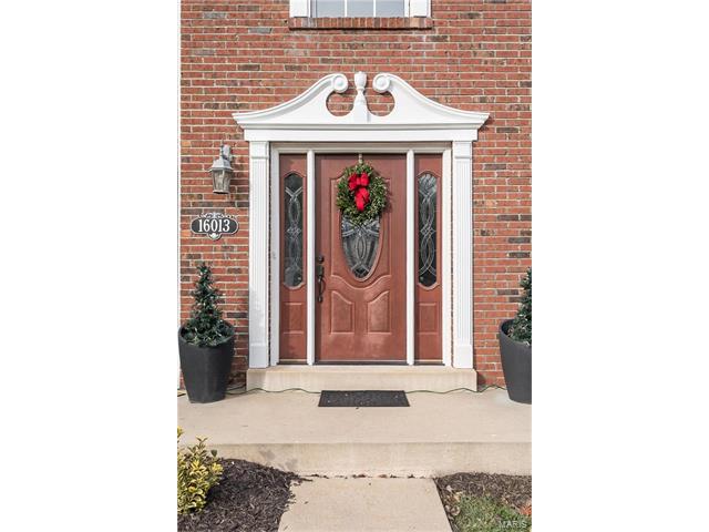 16013 Acorn Vly, Ballwin, MO 63021 photo 2