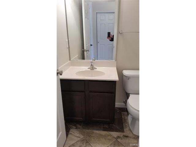 208 Flint Brook Dr, O'fallon, MO 63366 photo 9