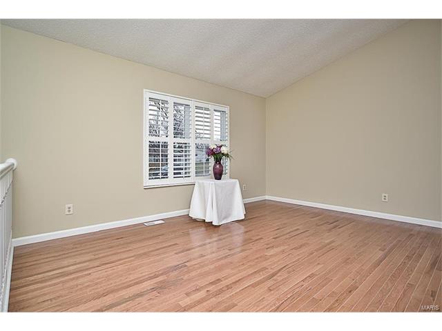 1009 Montbrook Dr, O'fallon, MO 63366 photo 17
