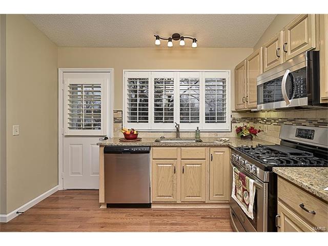1009 Montbrook Dr, O'fallon, MO 63366 photo 14