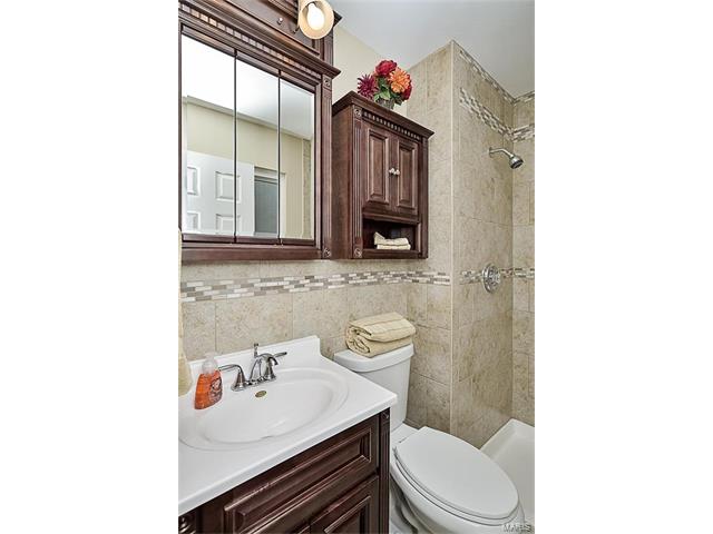 1009 Montbrook Dr, O'fallon, MO 63366 photo 10