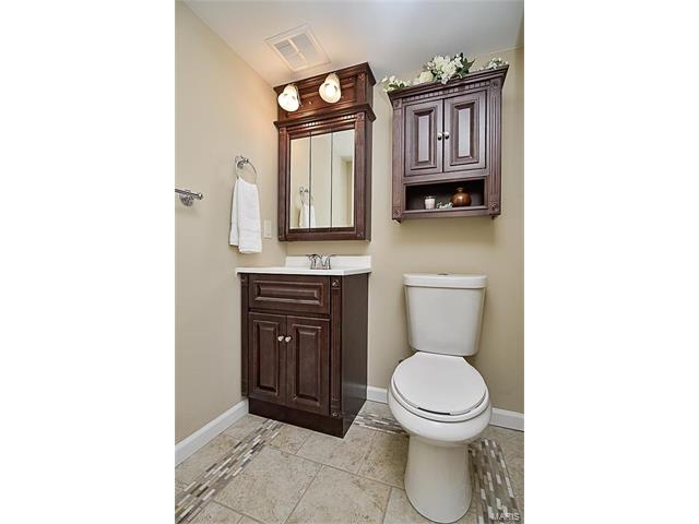 1009 Montbrook Dr, O'fallon, MO 63366 photo 8