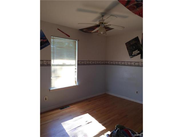 723 La Bonne Pkwy, Ballwin, MO 63021 photo 10