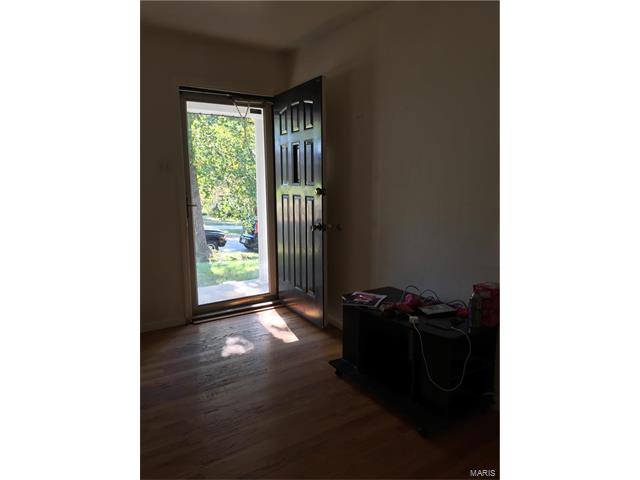 723 La Bonne Pkwy, Ballwin, MO 63021 photo 5