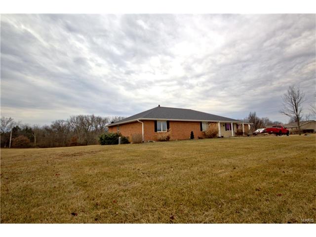 86 Southgate, Troy, MO 63379 photo 1