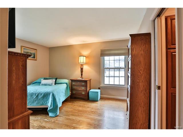 316 Nantucket Dr, Ballwin, MO 63011 photo 14