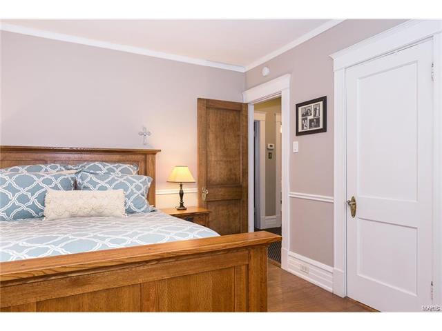 7156 Pershing Ave, Saint Louis, MO 63130 photo 11