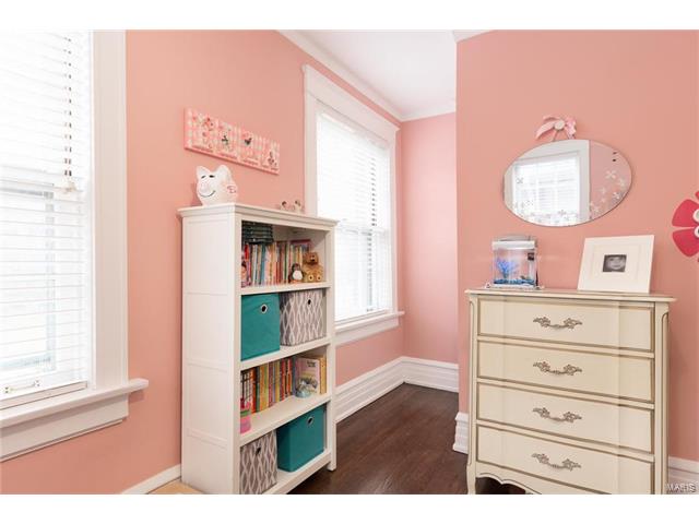 7156 Pershing Ave, Saint Louis, MO 63130 photo 19