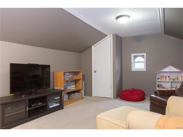 7156 Pershing Ave, Saint Louis, MO 63130 photo 21