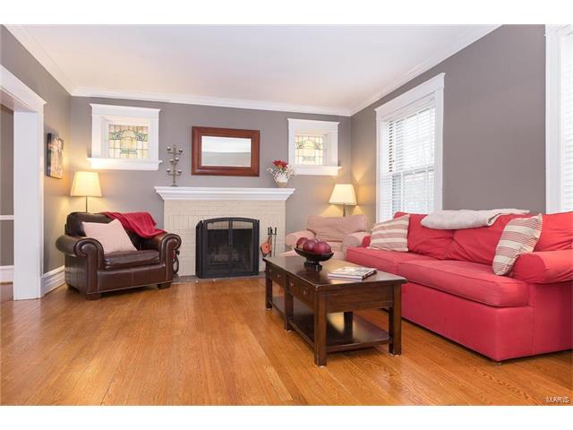 7156 Pershing Ave, Saint Louis, MO 63130 photo 3