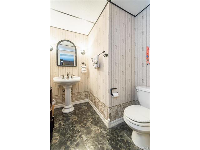 274 Oak Path Dr, Ballwin, MO 63011 photo 32