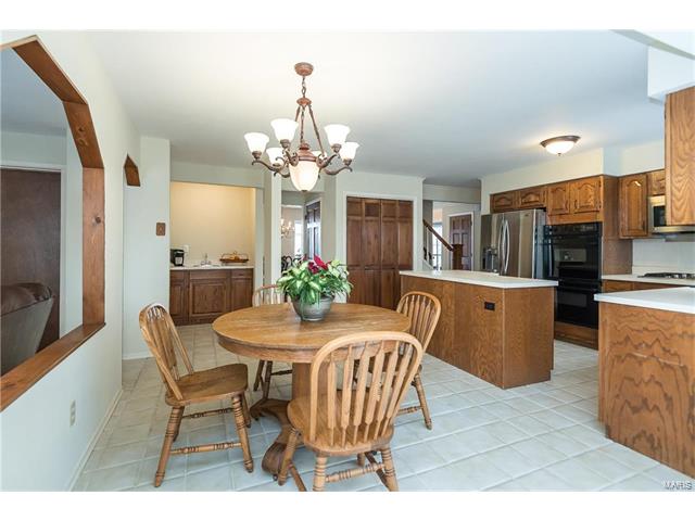 274 Oak Path Dr, Ballwin, MO 63011 photo 18