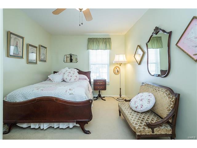 274 Oak Path Dr, Ballwin, MO 63011 photo 29