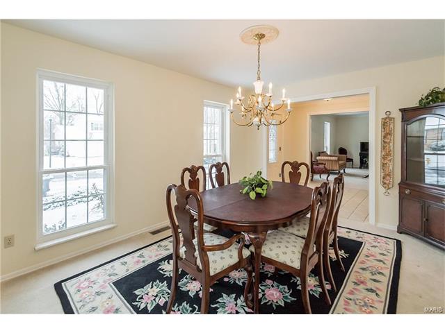 274 Oak Path Dr, Ballwin, MO 63011 photo 8