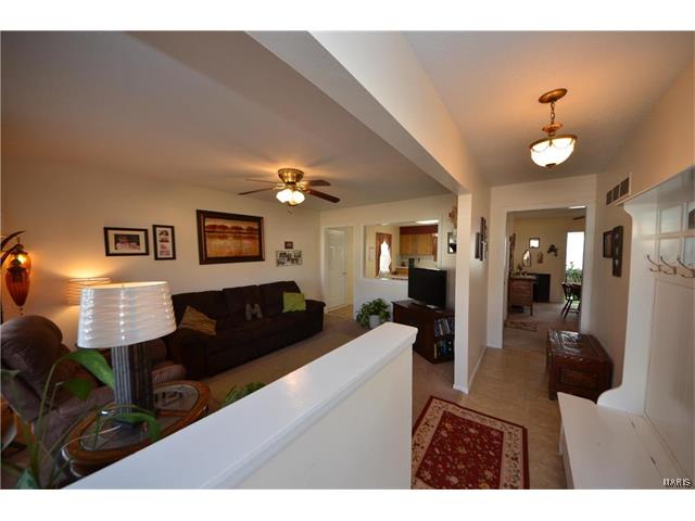 1102 Montbrook, O'fallon, MO 63366 photo 3
