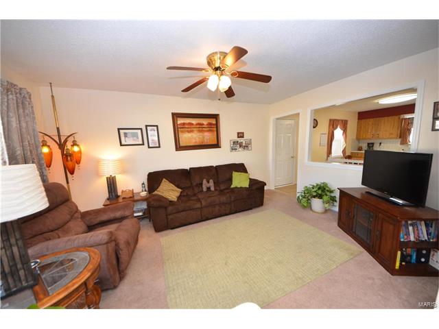 1102 Montbrook, O'fallon, MO 63366 photo 4