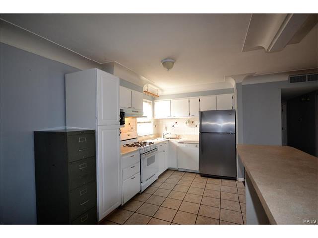 405 Bush, Ballwin, MO 63021 photo 5
