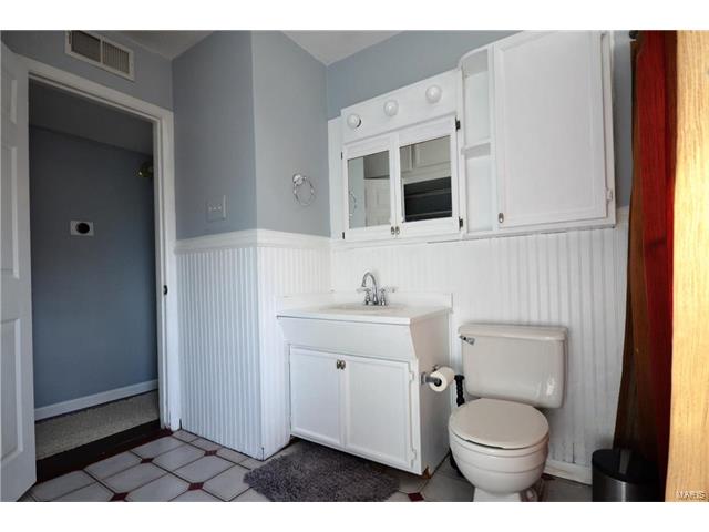 405 Bush, Ballwin, MO 63021 photo 8
