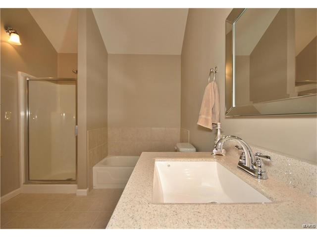 2427 Shiva, Ballwin, MO 63011 photo 13
