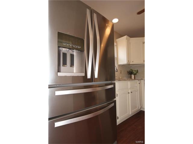 2427 Shiva, Ballwin, MO 63011 photo 11
