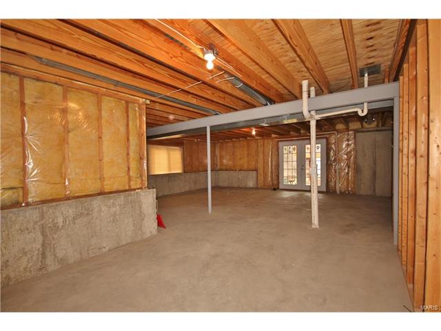 2427 Shiva, Ballwin, MO 63011 photo 21
