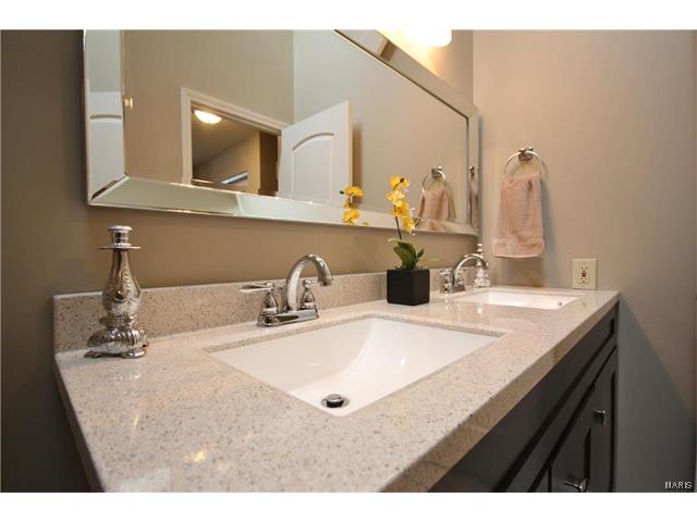 2427 Shiva, Ballwin, MO 63011 photo 12