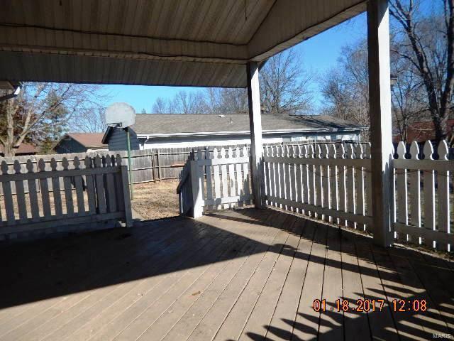 708 Seib Dr, O'fallon, MO 63366 photo 2