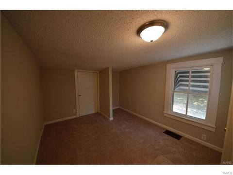 5137 Lode Ave, Saint Louis, MO 63123 photo 14
