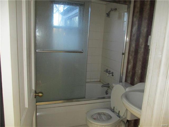 1812 Eider Ct, Saint Louis, MO 63133 photo 7