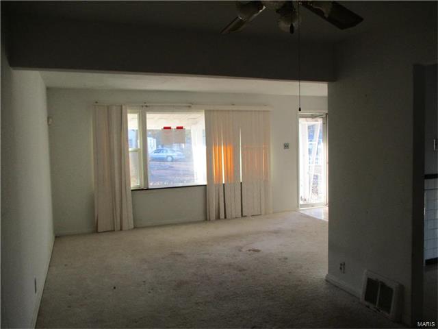 1812 Eider Ct, Saint Louis, MO 63133 photo 3