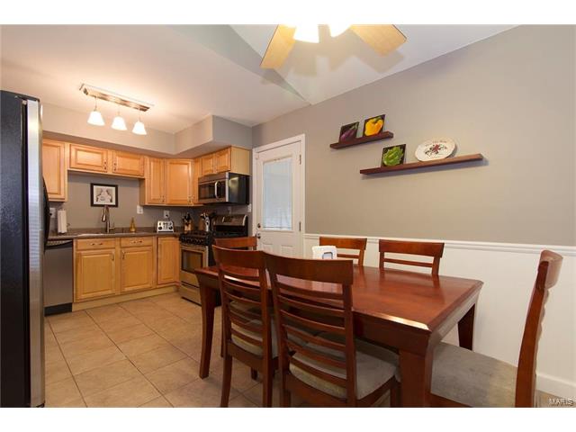 304 Hillcrest, Ballwin, MO 63021 photo 2