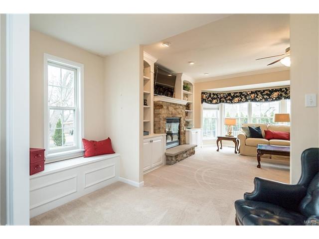 417 Indian Hill Ct, Ballwin, MO 63021 photo 11