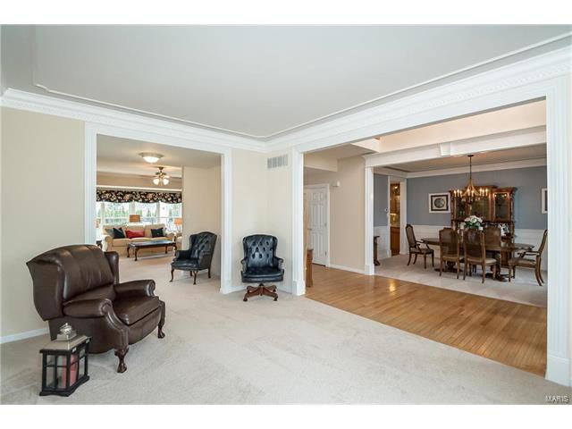 417 Indian Hill Ct, Ballwin, MO 63021 photo 14