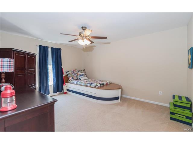 417 Indian Hill Ct, Ballwin, MO 63021 photo 32