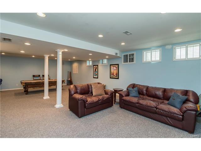 417 Indian Hill Ct, Ballwin, MO 63021 photo 36