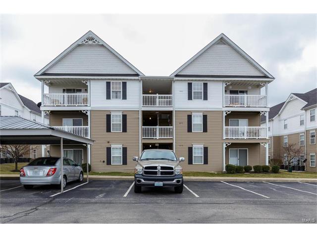 8101 Spring Creek Ln, O'fallon, MO 63368 photo 1