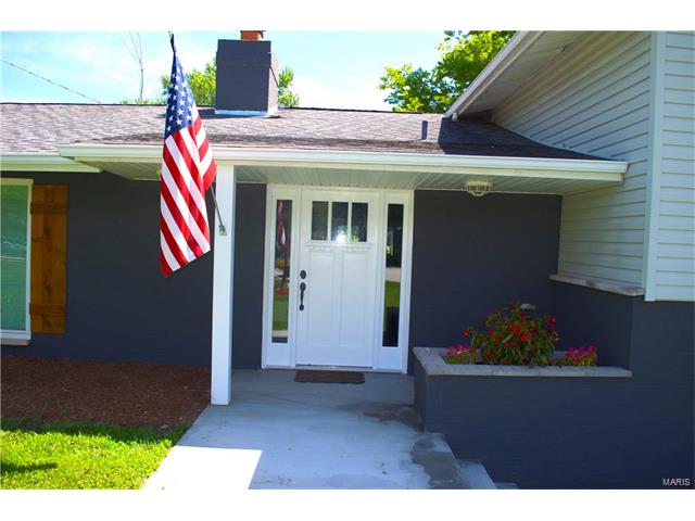 4 Harold Cir, O'fallon, MO 63366 photo 3