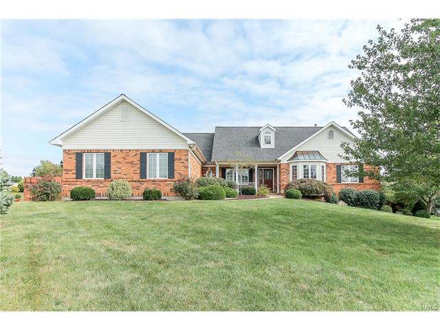 372 Galahad Dr, Weldon Spring, MO 63304 photo 1