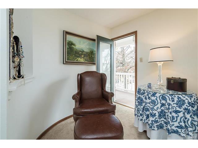 303 Fox Briar Ln, Ballwin, MO 63021 photo 15